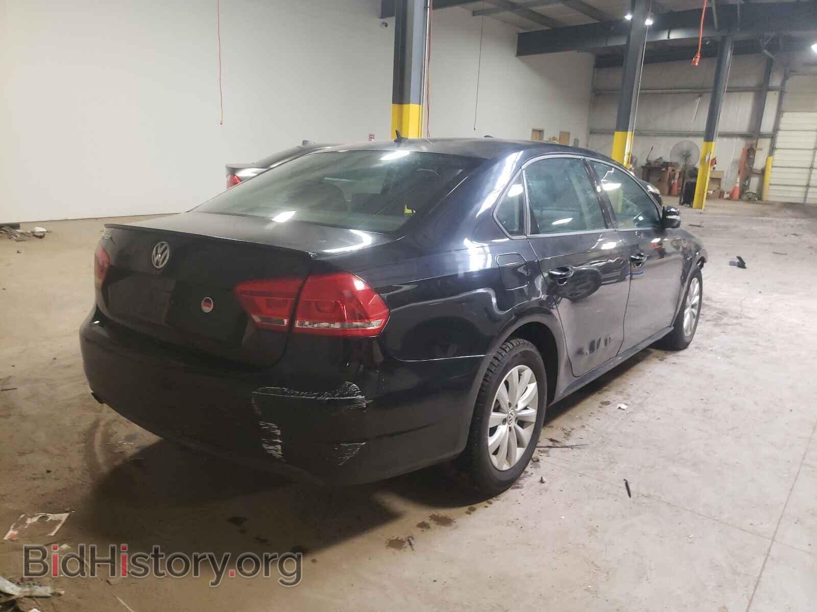 2013 VOLKSWAGEN PASSAT - VIN: 1VWAP7A32DC079237 - Photo 4
