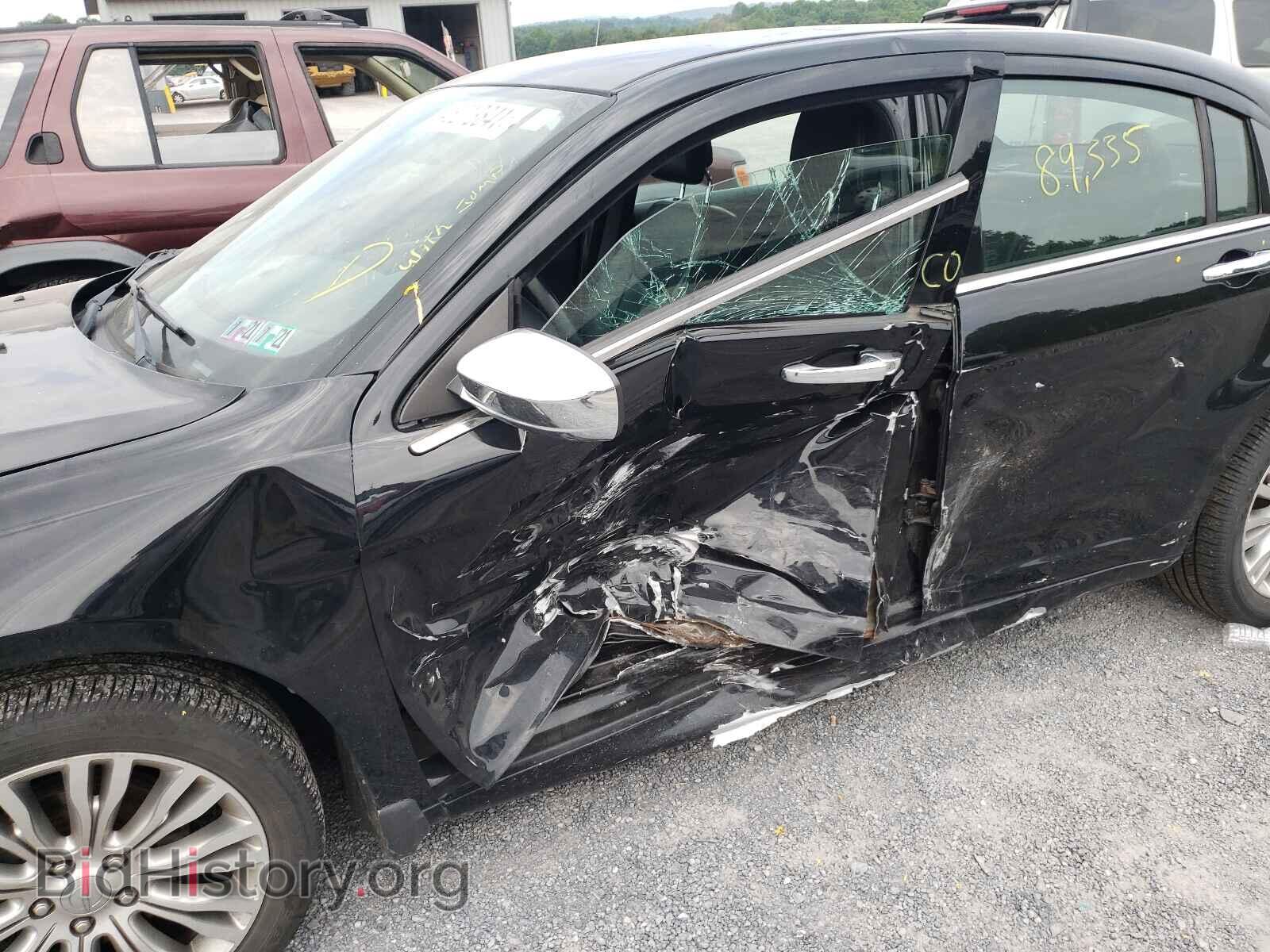 2011 CHRYSLER 200 - VIN: 1C3BC2FG2BN603834 - Photo 9