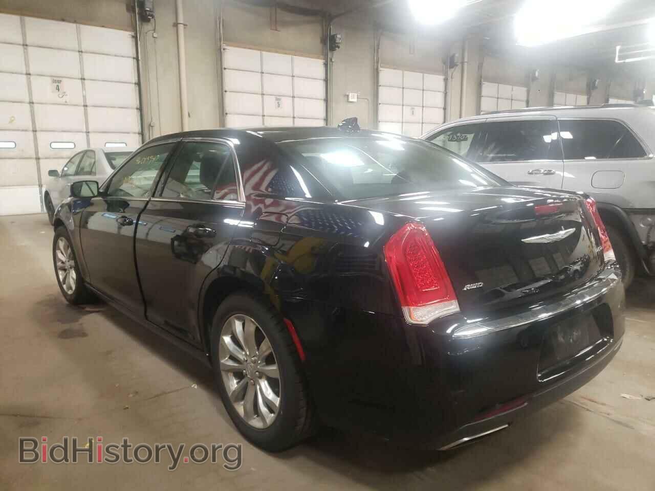 2017 CHRYSLER 300 - VIN: 2C3CCARG8HH591488 - Фото 3