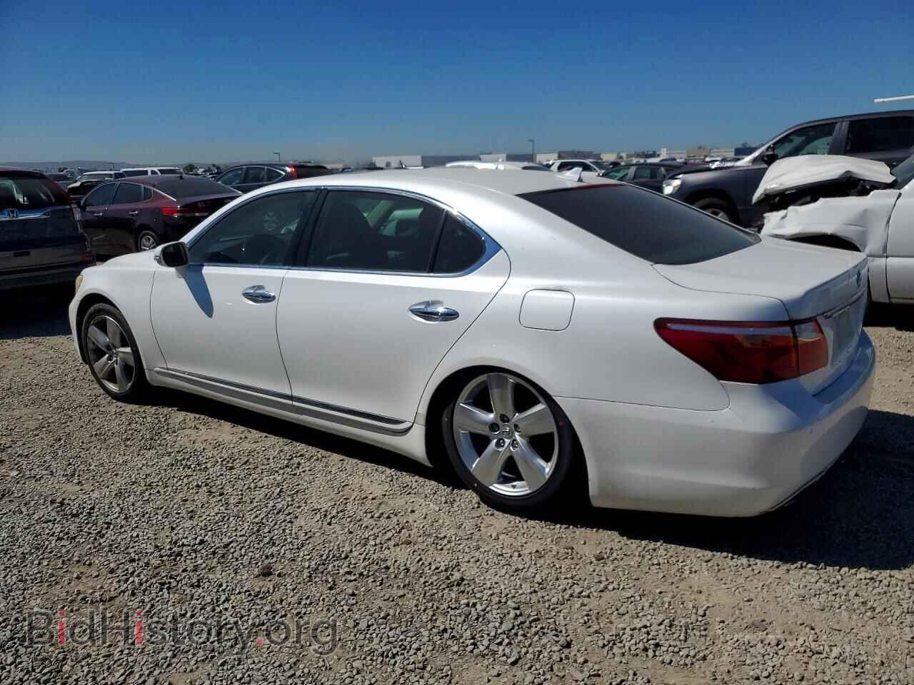 2011 LEXUS LS500 - VIN: JTHGL5EF4B5044538 - Фото 2