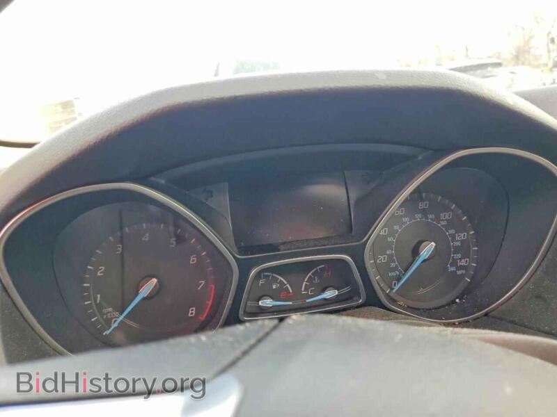 2013 Ford FOCUS (VIN 1FADP3N27DL275657) — photo 9 of 13