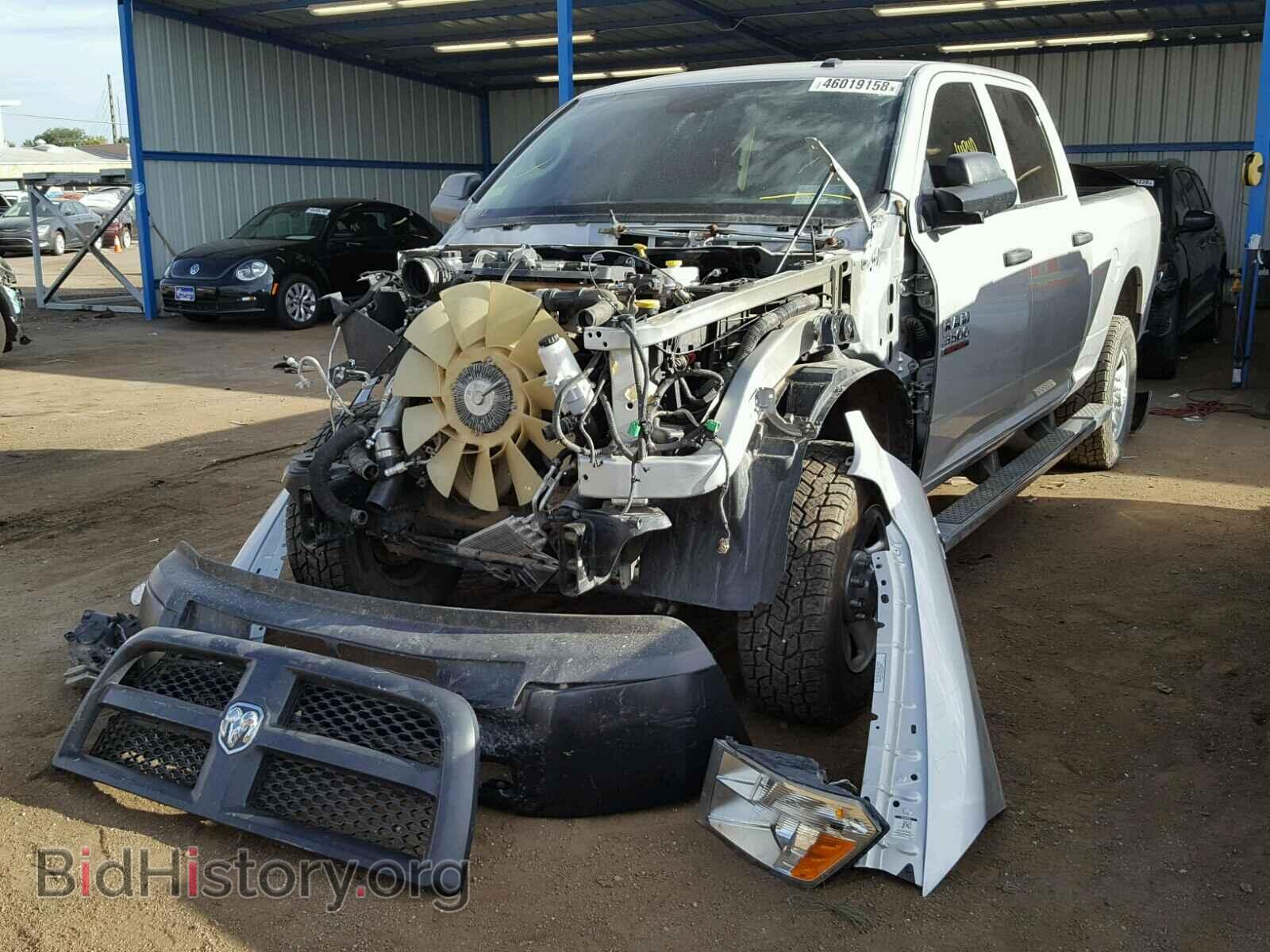 2013 RAM 3500 ST - VIN: 3C63R3CLXDG567609 - Фото 2