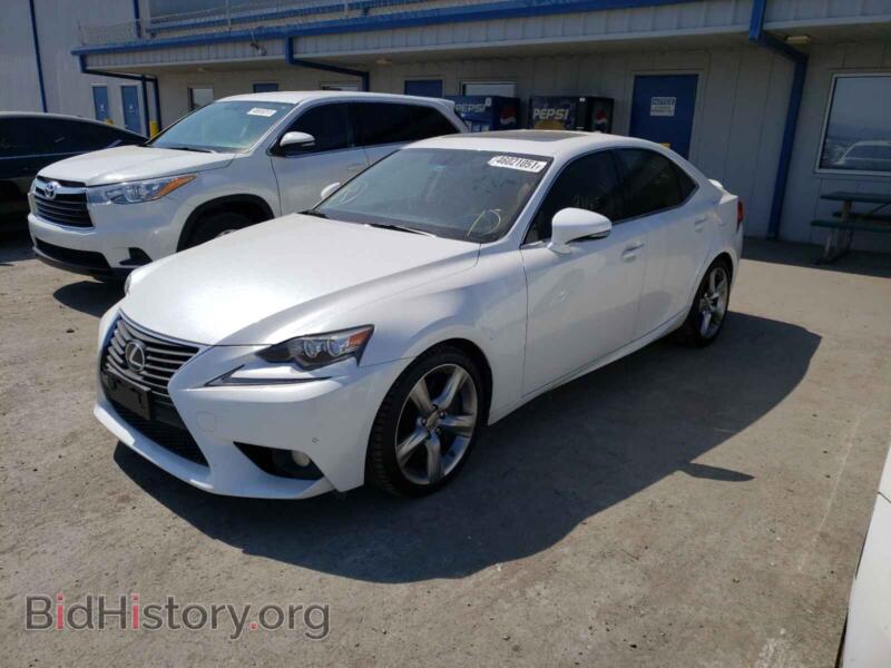2014 Lexus IS (VIN JTHBE1D20E5001380) — фото 2 из 10