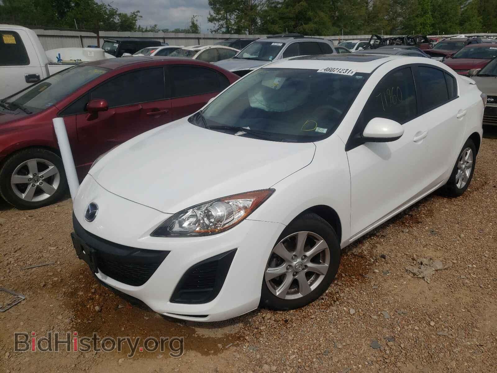 2011 MAZDA 3 - VIN: JM1BL1VF2B1357762 - Фото 2