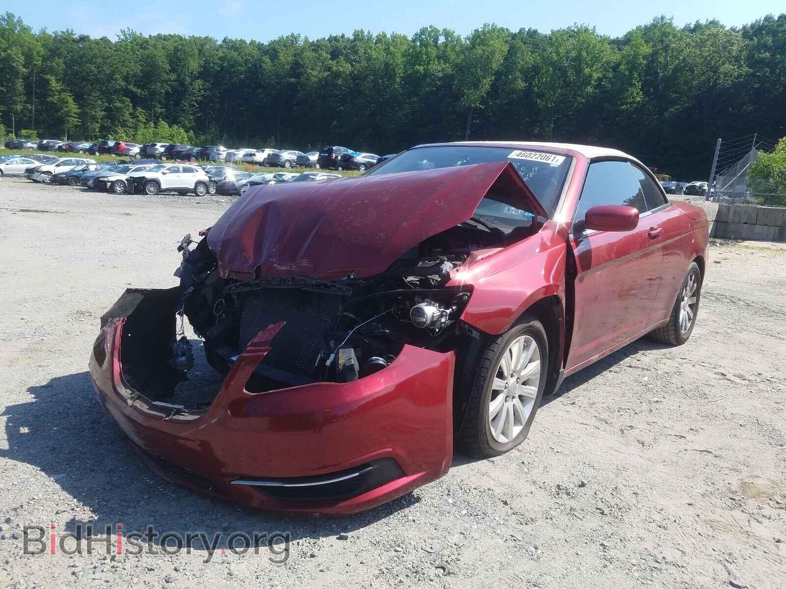 2011 CHRYSLER 200 - VIN: 1C3BC2EG4BN530323 - Фото 2