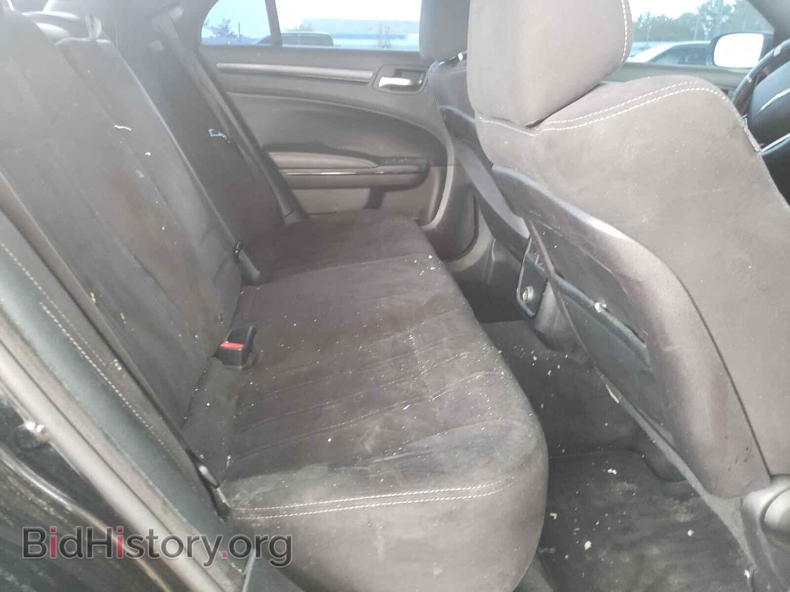 2012 CHRYSLER 300 - VIN: 2C3CCABG6CH129899 - Фото 6