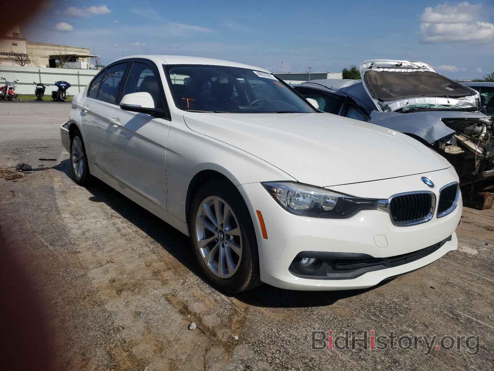 Фотография WBA8E1G5XGNT35644 - BMW 3 SERIES 2016