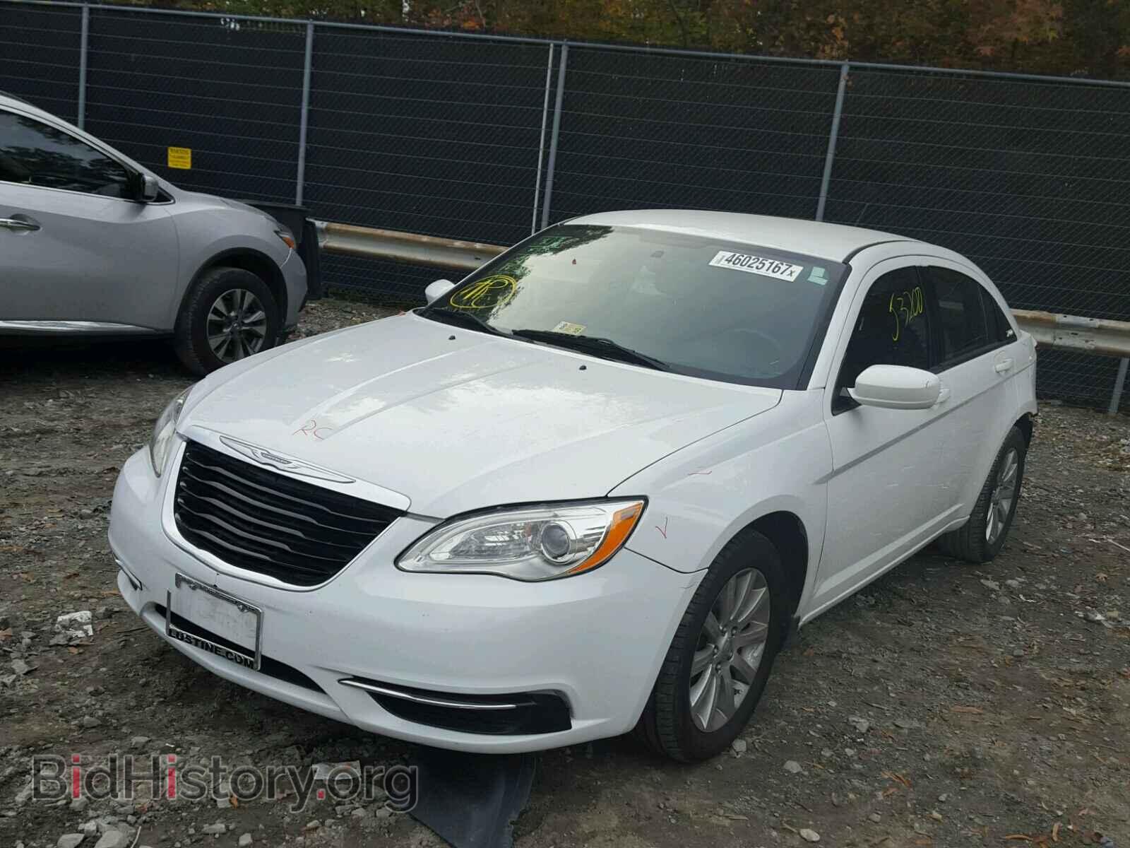 2013 CHRYSLER 200 - VIN: 1C3CCBBB0DN696046 - Фото 2