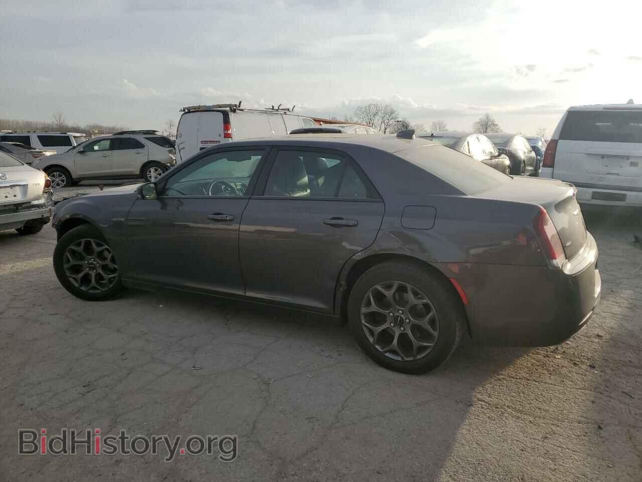 2016 CHRYSLER 300 - VIN: 2C3CCAGG9GH298703 - Фото 2