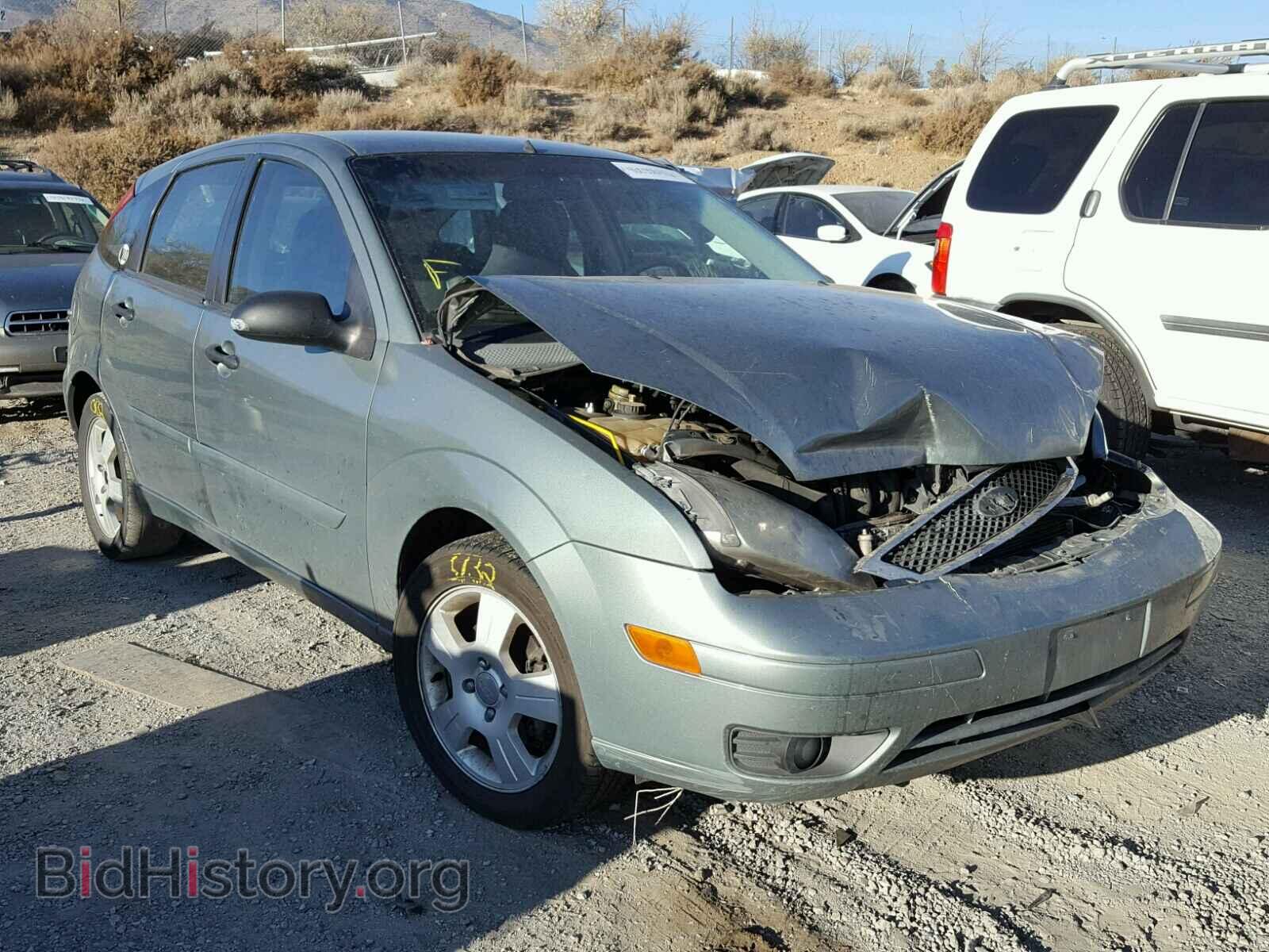 Photo 3FAFP37N85R135538 - FORD FOCUS 2005