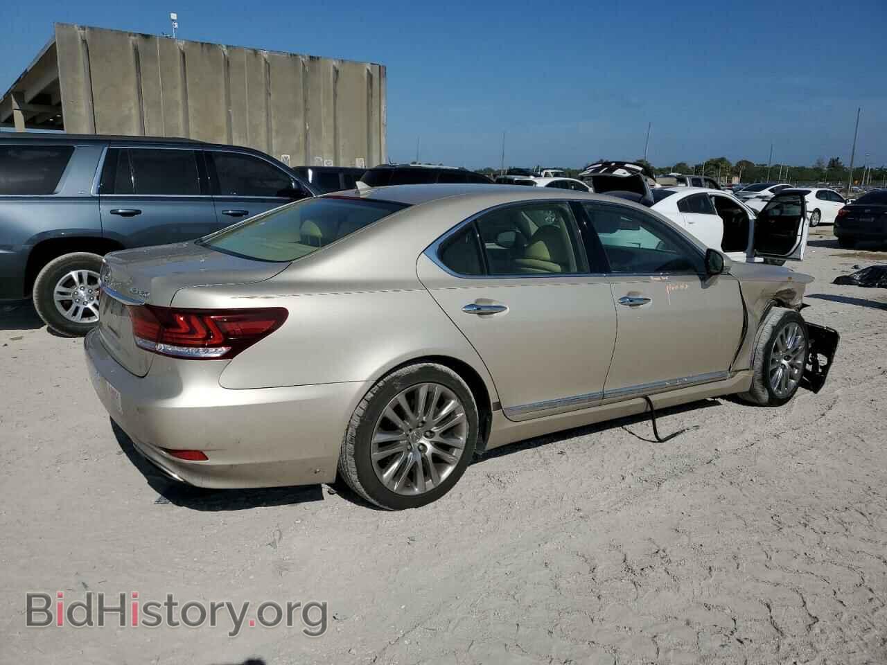 2013 LEXUS LS460 - VIN: JTHBL5EF7D5114885 - Photo 3