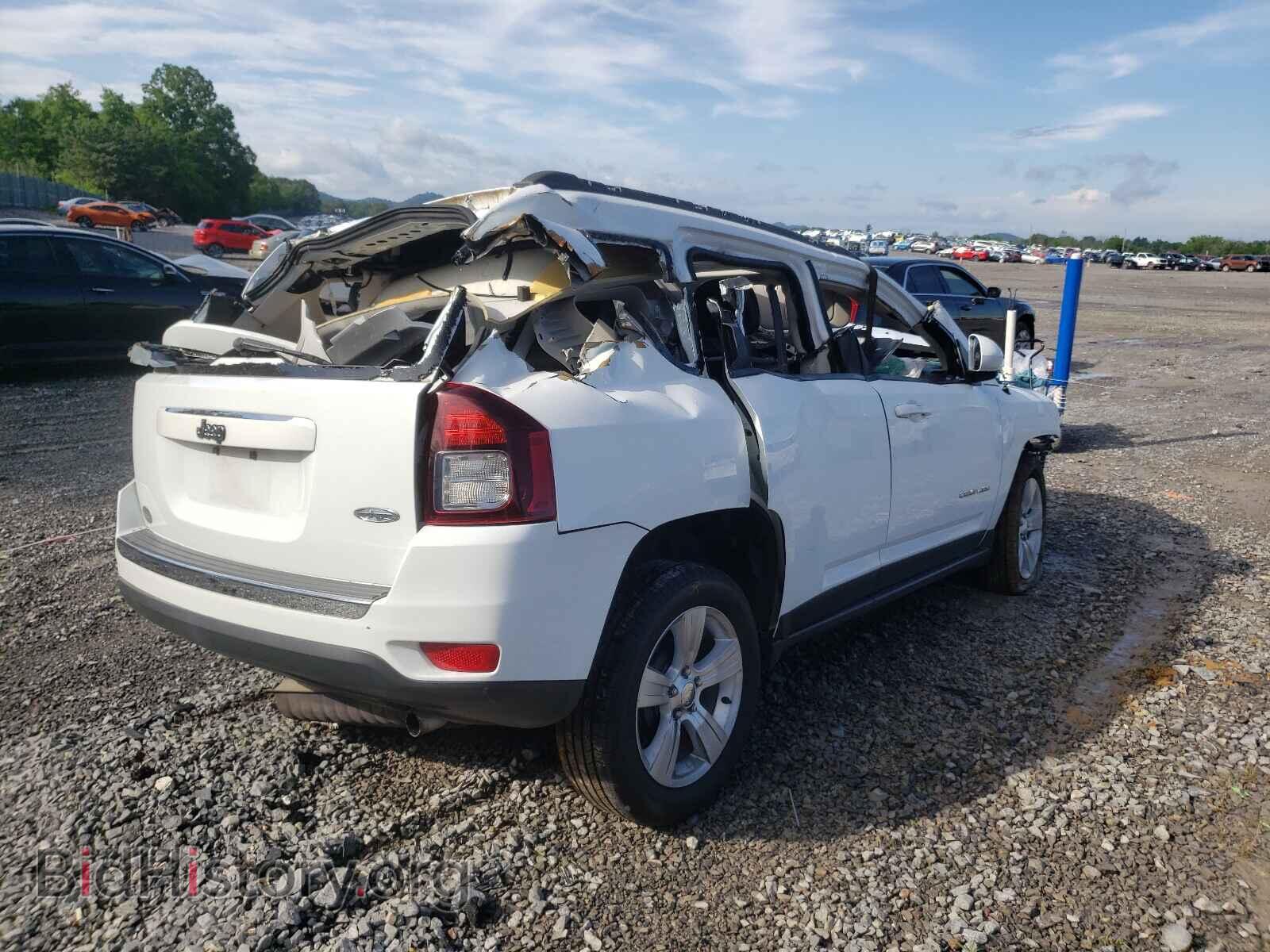 2015 JEEP COMPASS - VIN: 1C4NJCEA9FD389910 - Photo 4