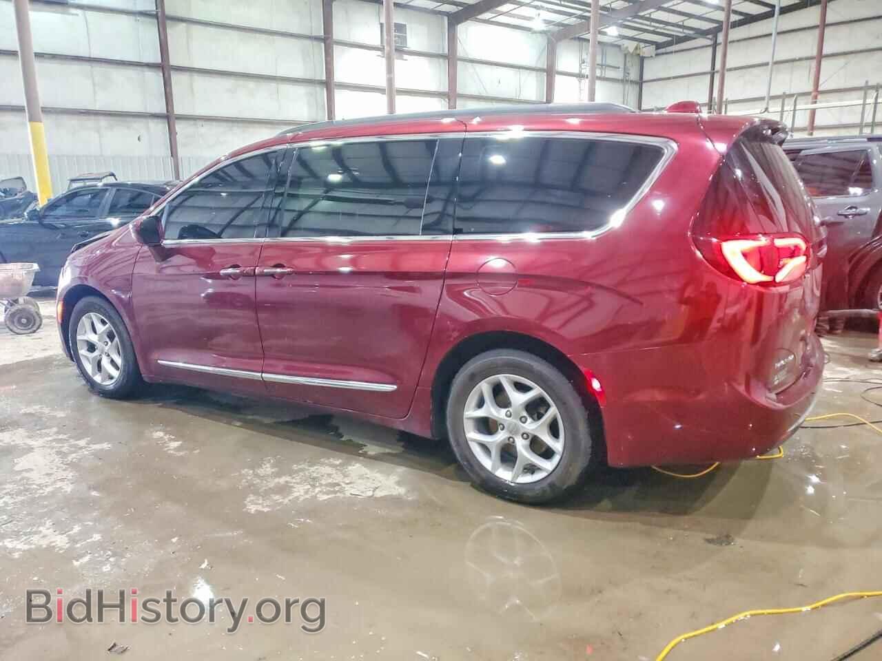 2017 CHRYSLER PACIFICA - VIN: 2C4RC1BG3HR592610 - Photo 2