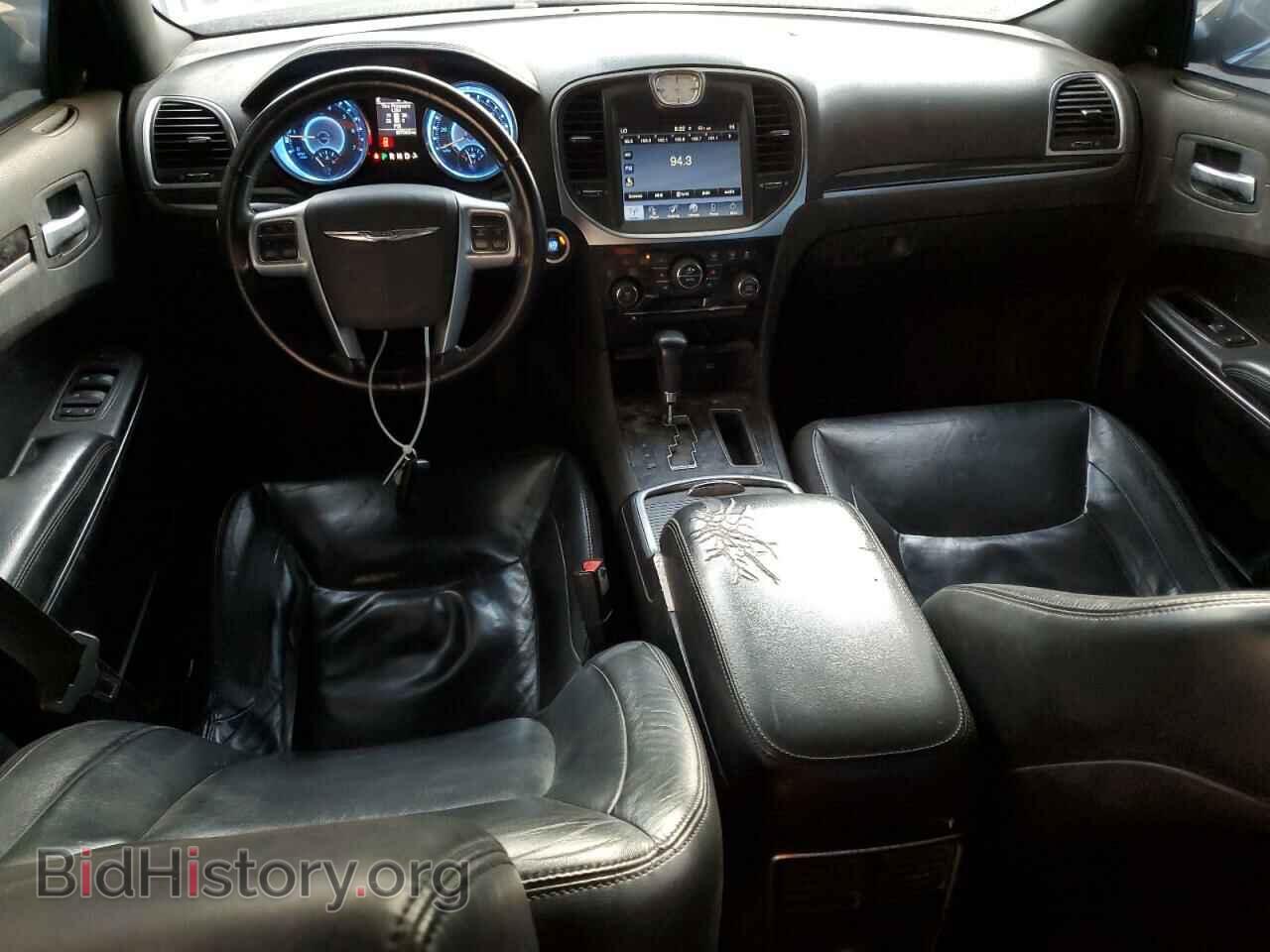 2011 CHRYSLER 300 - VIN: 2C3CA5CG3BH533740 - Фото 8