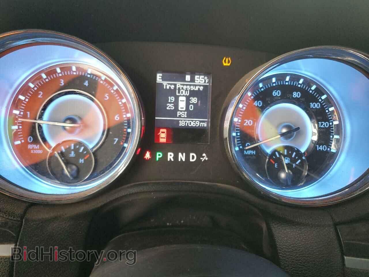2011 CHRYSLER 300 - VIN: 2C3CA5CG3BH533740 - Фото 9