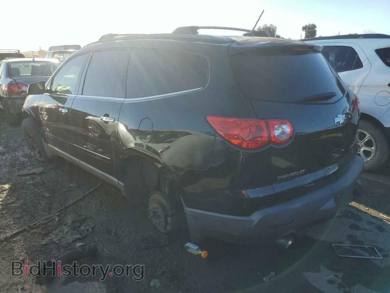 2009 CHEVROLET TRAVERSE - VIN: 1GNER33D39S143285 - Фото 2