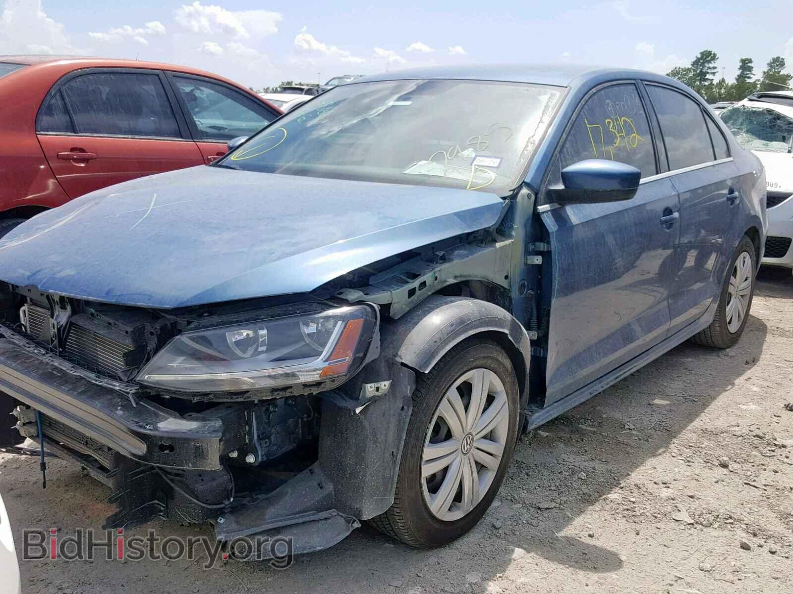 2017 VOLKSWAGEN JETTA - VIN: 3VW2B7AJ2HM307985 - Photo 2