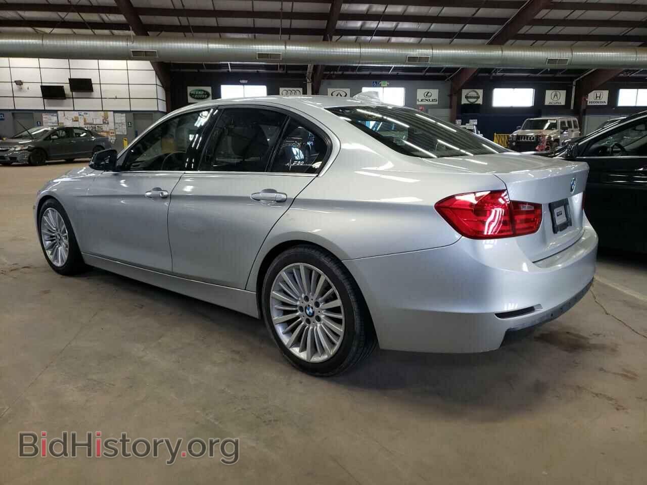 2012 BMW 3 SERIES - VIN: WBA3A5C59CF257560 - Фото 2