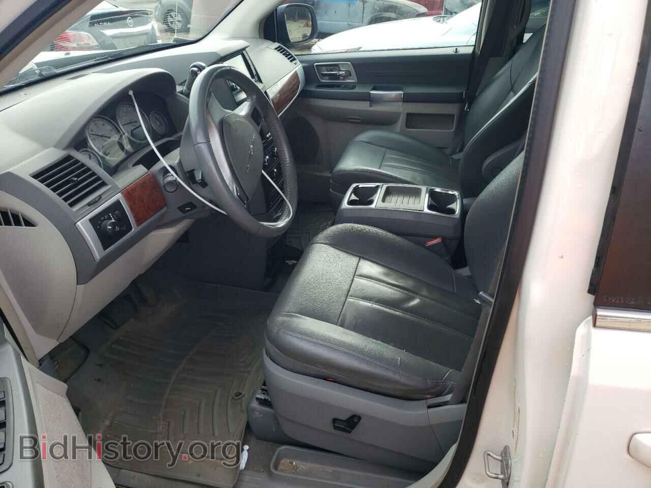 2008 CHRYSLER MINIVAN - VIN: 2A8HR54P08R701502 - Фото 7