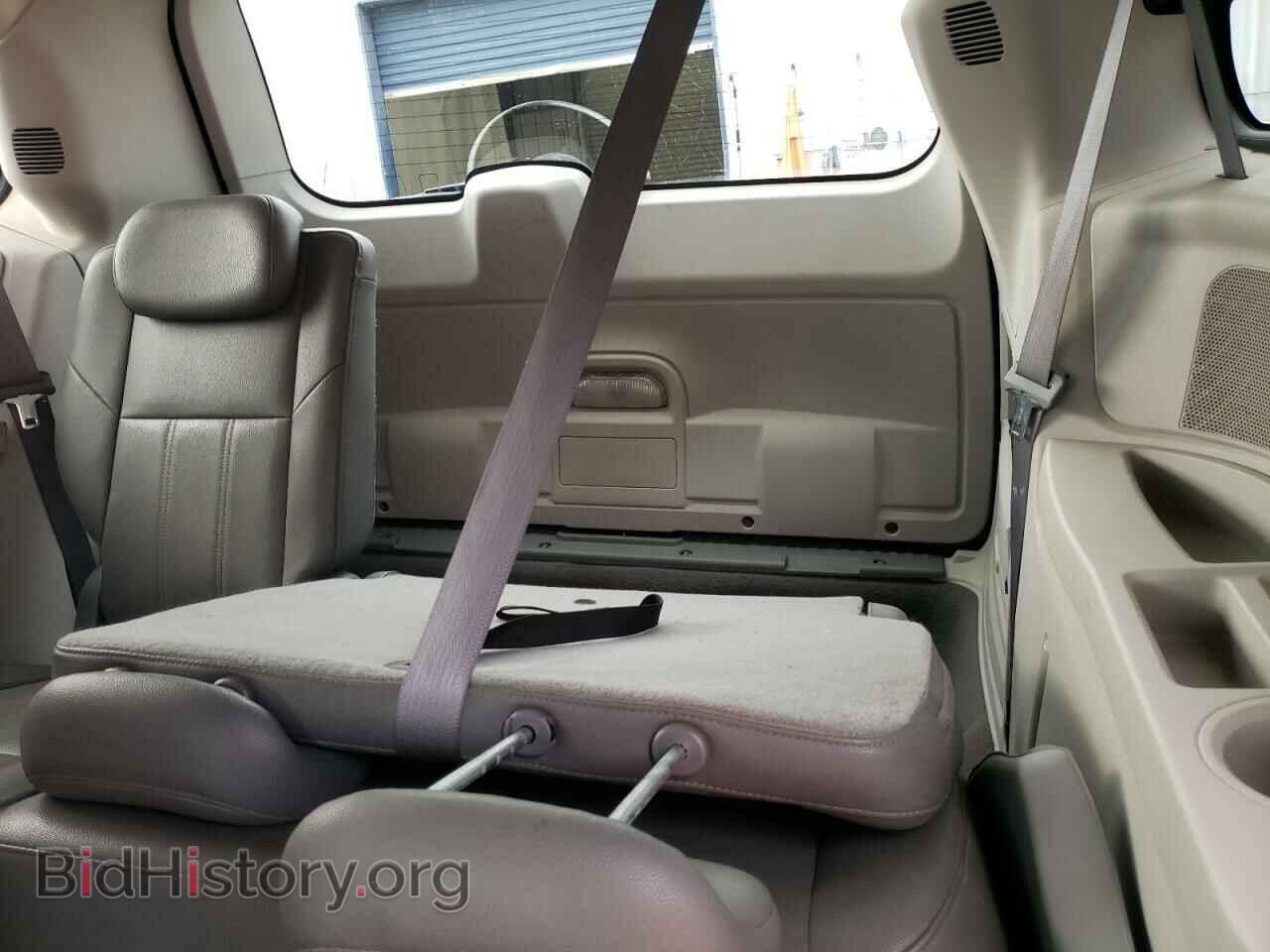 2008 CHRYSLER MINIVAN - VIN: 2A8HR54P08R701502 - Фото 10