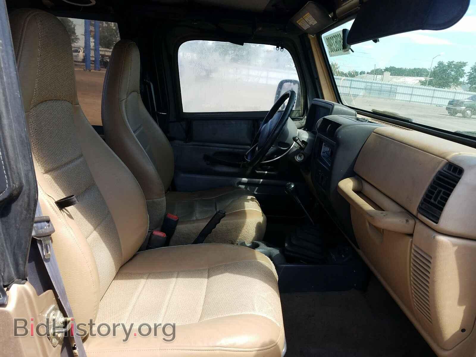 2000 JEEP WRANGLER - VIN: 1J4FA29P8YP731663 - Фото 5