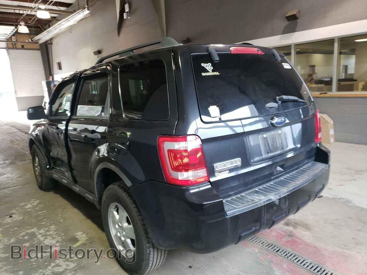 2011 FORD ESCAPE - VIN: 1FMCU9D73BKC61252 - Фото 2