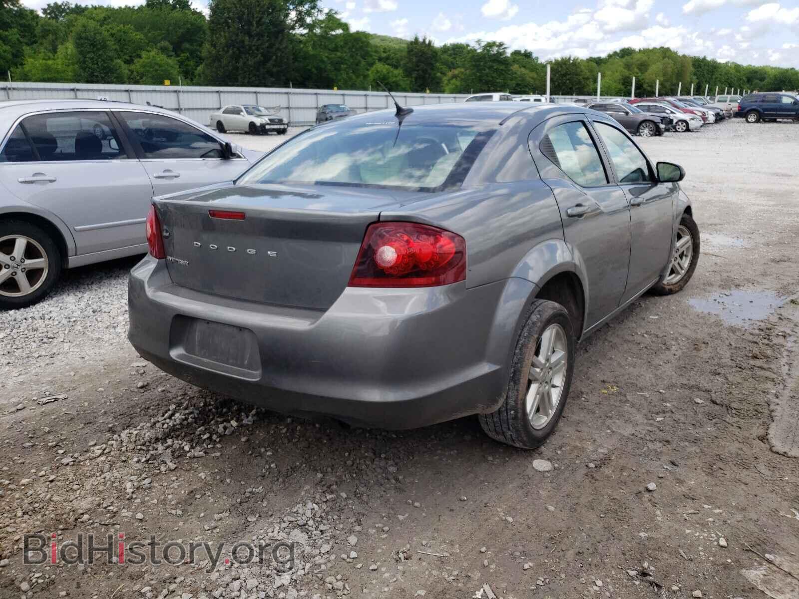 2011 DODGE AVENGER - VIN: 1B3BD1FB3BN620621 - Фото 4