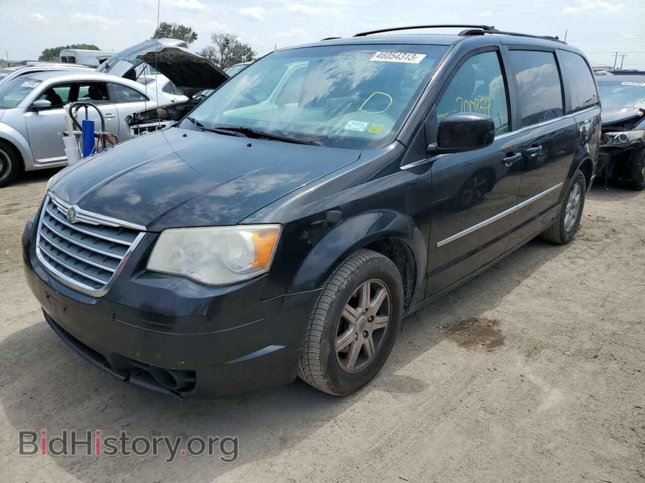 Photo 2A4RR5D14AR150823 - CHRYSLER MINIVAN 2010