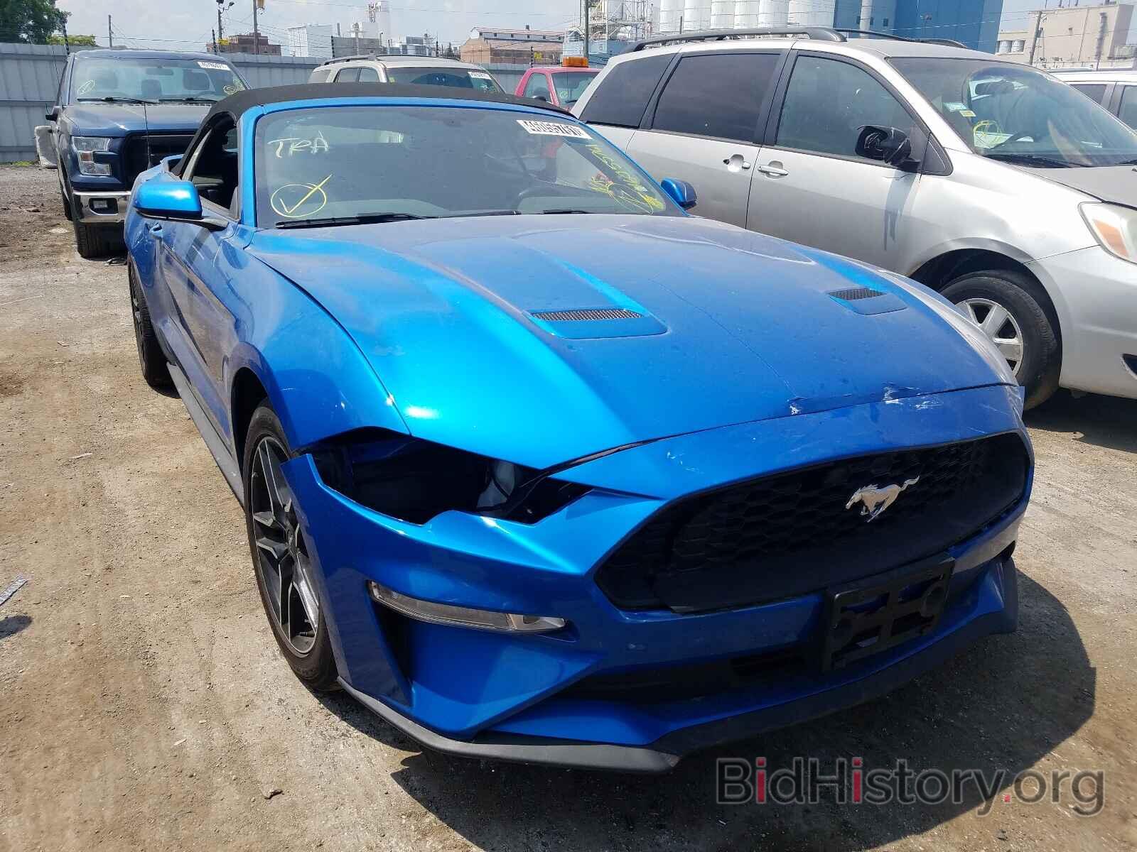 Photo 1FATP8UH6L5137609 - FORD MUSTANG 2020