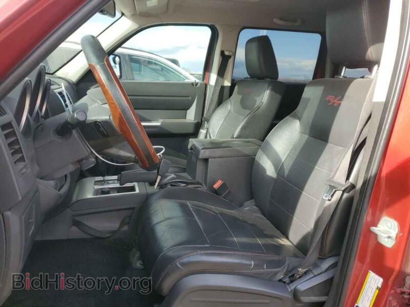2007 Dodge NITRO (VIN 1D8GU58607W630084) — photo 7 of 12