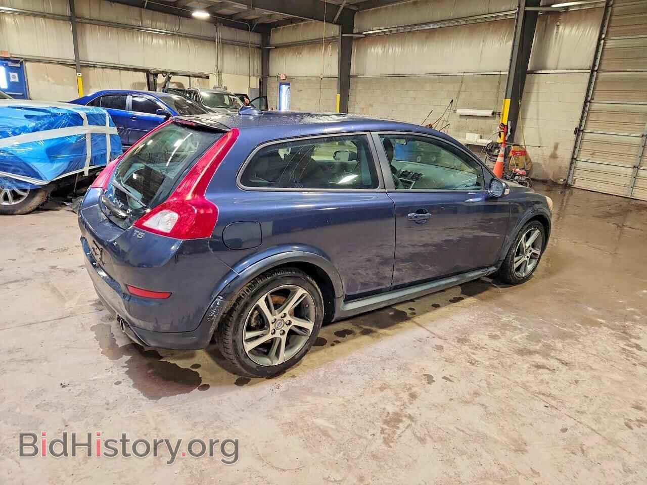 2013 VOLVO C30 - VIN: YV1672MK5D2300277 - Фото 3