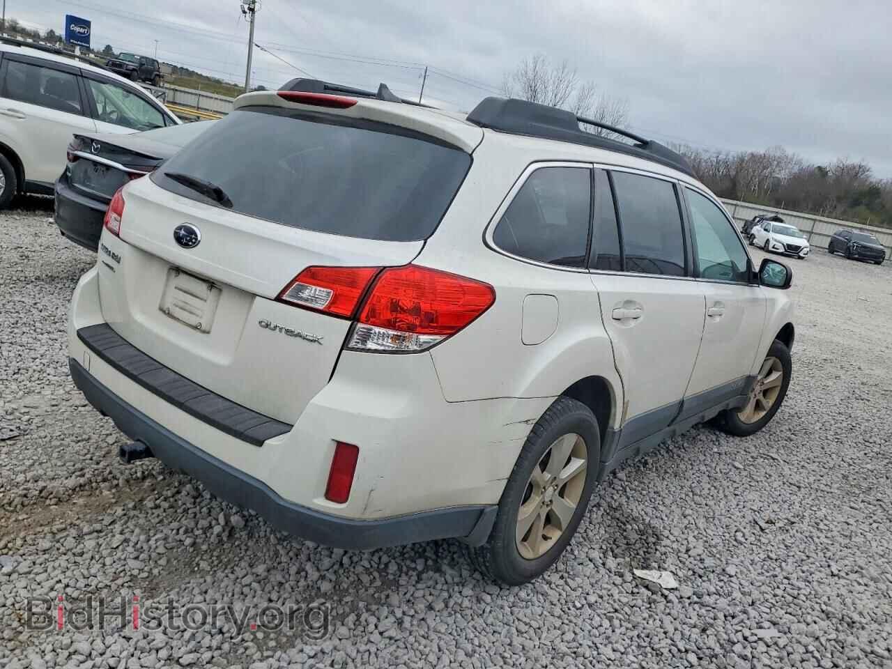 2014 SUBARU OUTBACK - VIN: 4S4BRCCC6E3285410 - Фото 3