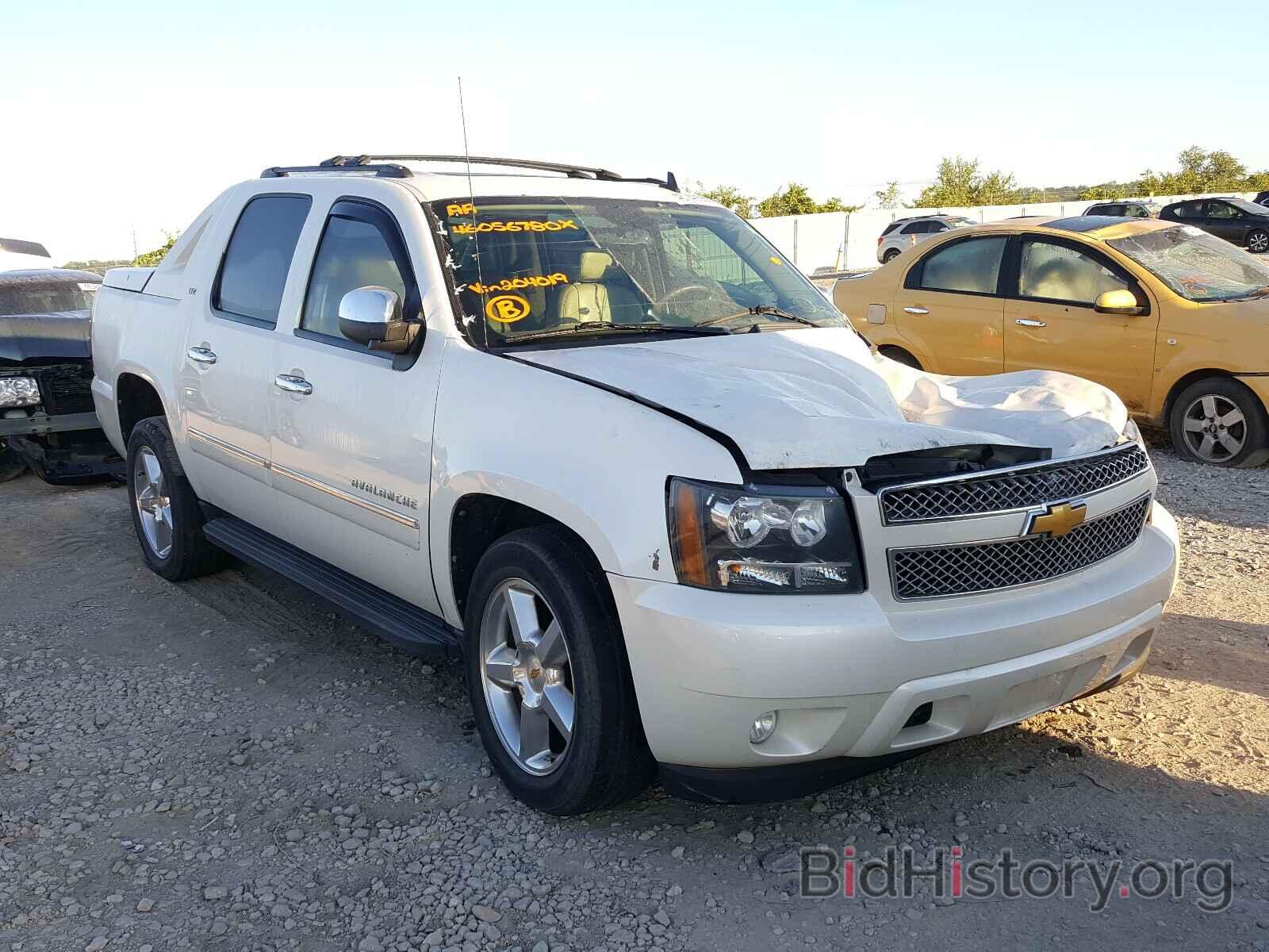 Photo 3GNTKGE72CG204019 - CHEVROLET AVALANCHE 2012