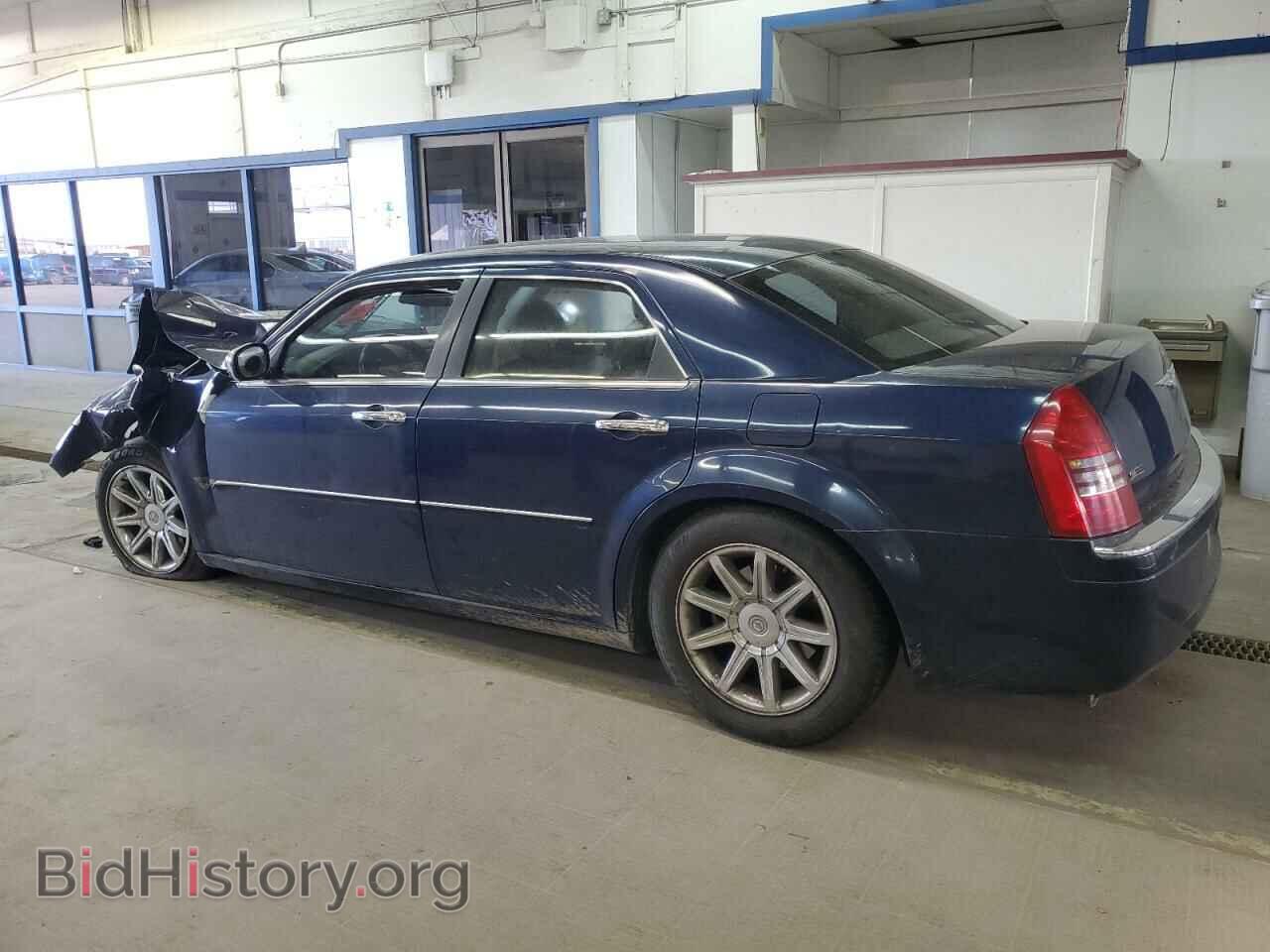 2006 CHRYSLER 300 - VIN: 2C3KA63H76H425265 - Фото 2