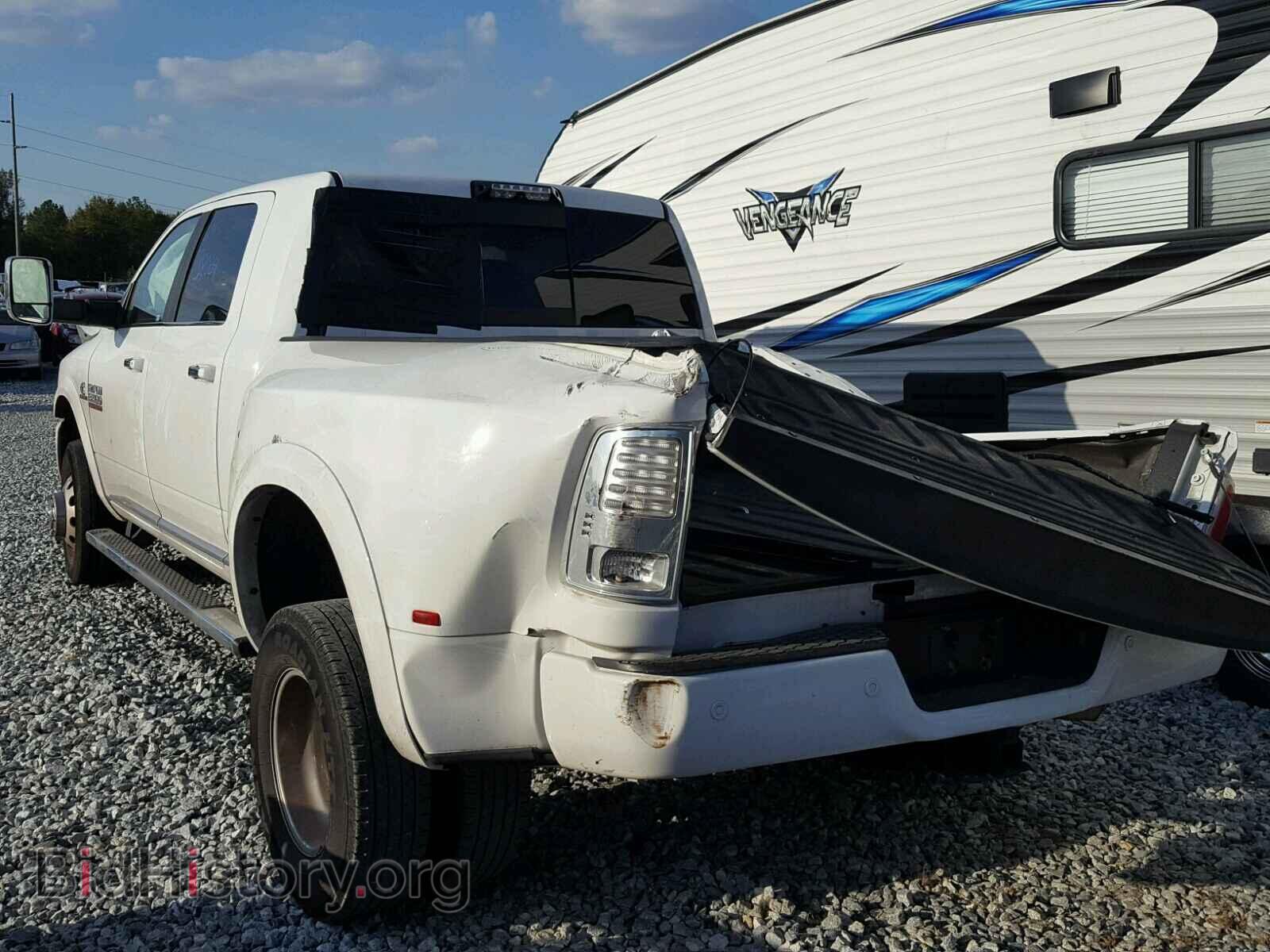2016 RAM 3500 - VIN: 3C63RRNL1GG390209 - Фото 3