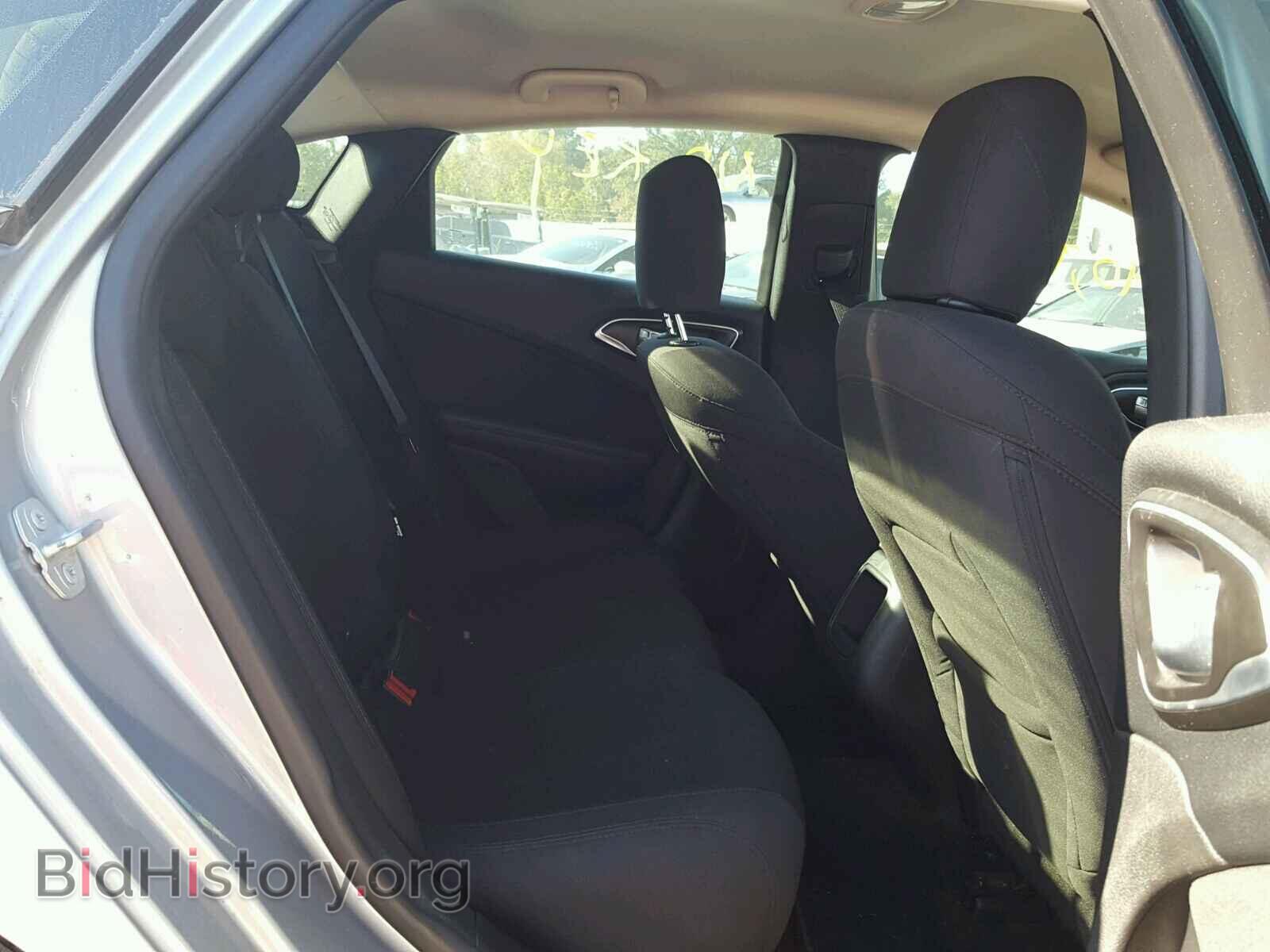 2016 CHRYSLER 200 - VIN: 1C3CCCAB0GN133302 - Photo 6