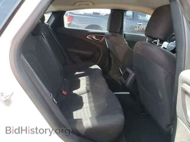 2015 CHRYSLER 200 - VIN: 1C3CCCAB5FN712882 - Фото 6