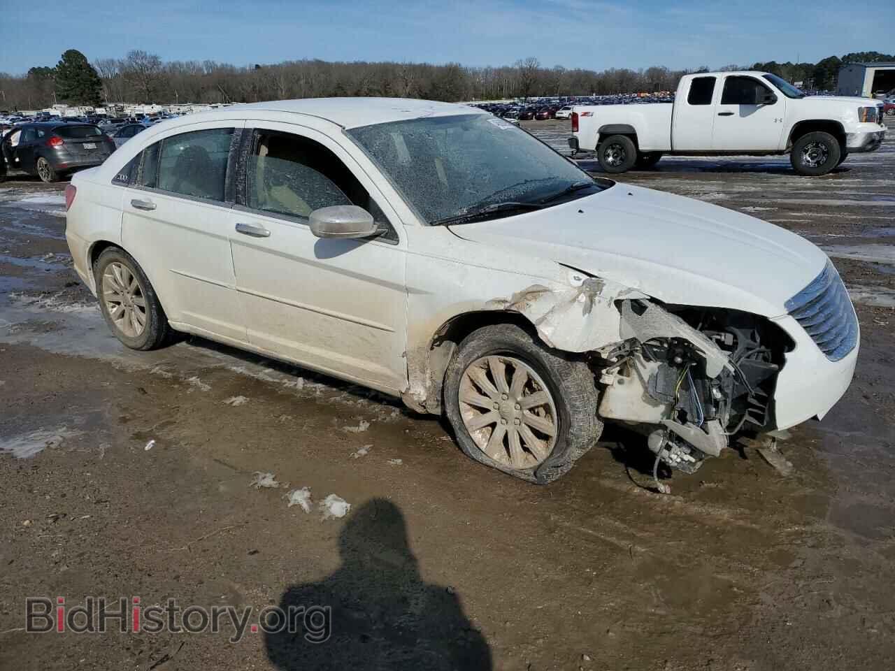 2013 CHRYSLER 200 - VIN: 1C3CCBCG0DN559005 - Фото 4