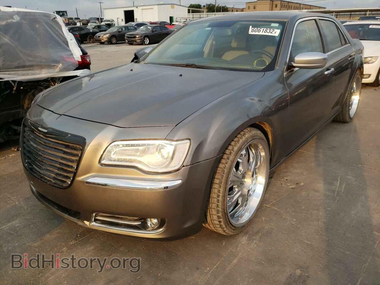 2012 CHRYSLER 300 - VIN: 2C3CCACG6CH229239 - Фото 2