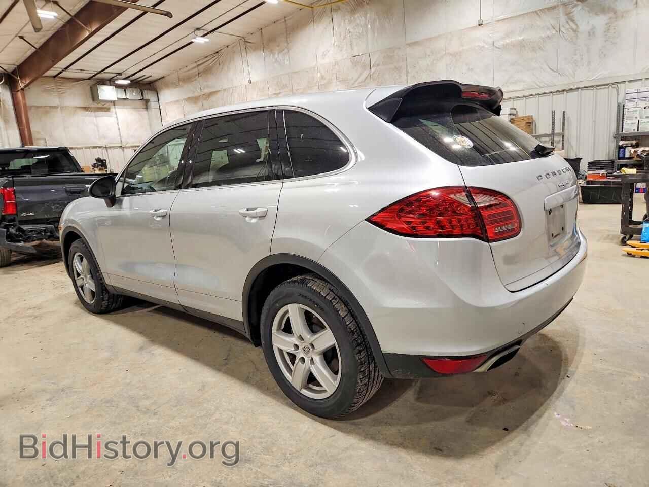 2012 PORSCHE CAYENNE - VIN: WP1AA2A26CLA08974 - Photo 2