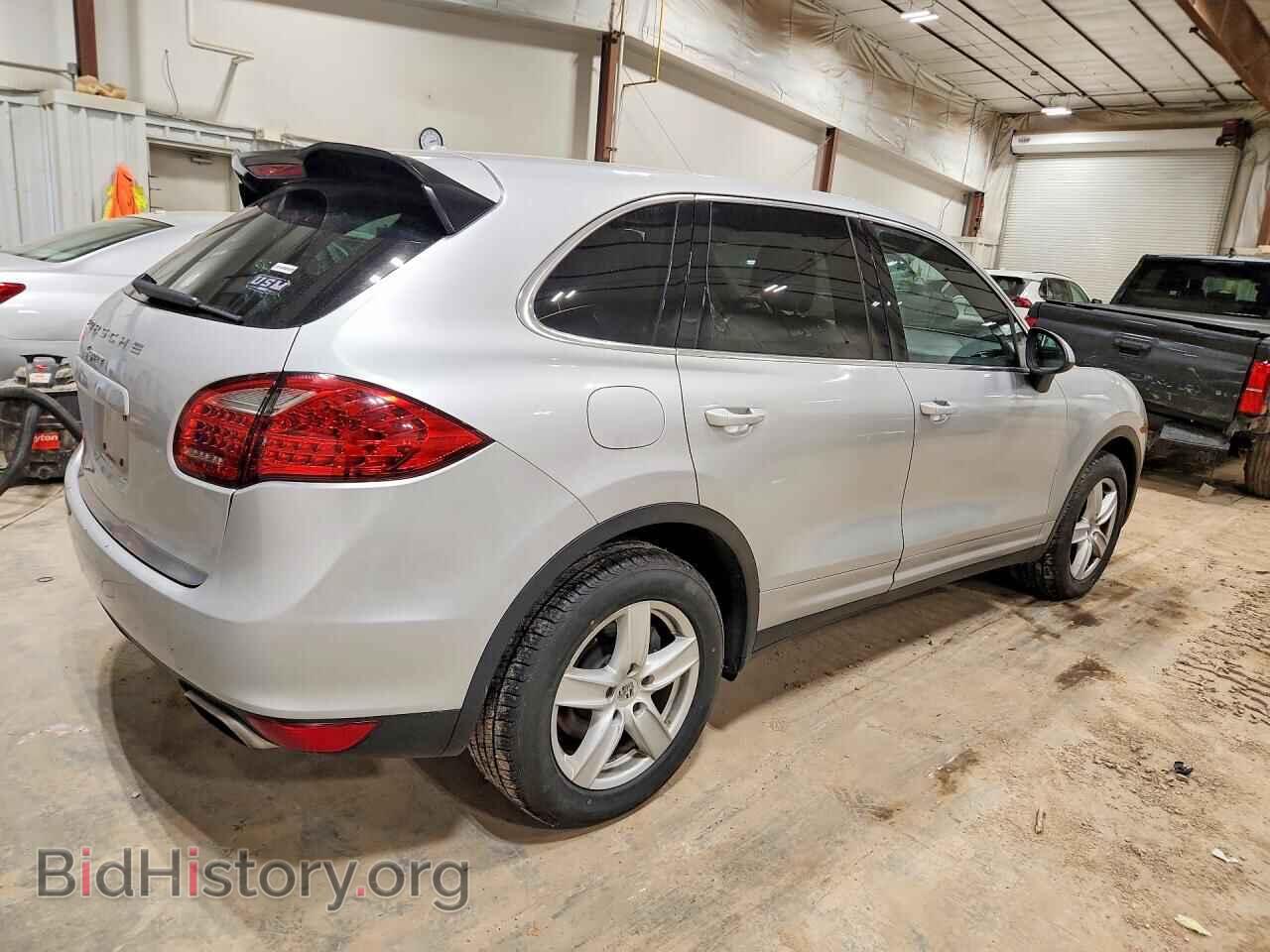 2012 PORSCHE CAYENNE - VIN: WP1AA2A26CLA08974 - Photo 3