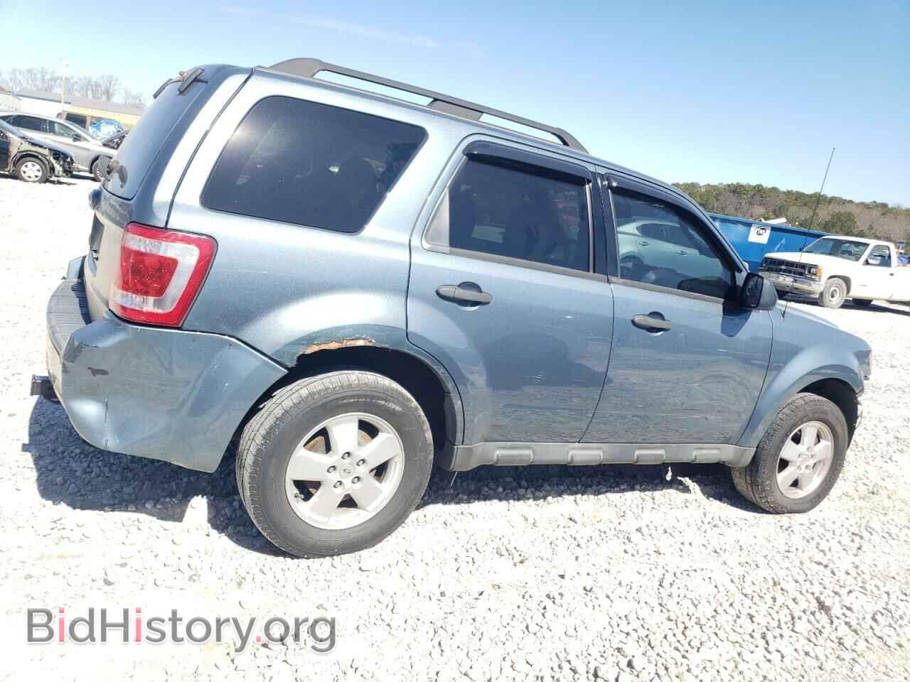 2011 FORD ESCAPE - VIN: 1FMCU9D79BKB43299 - Фото 3