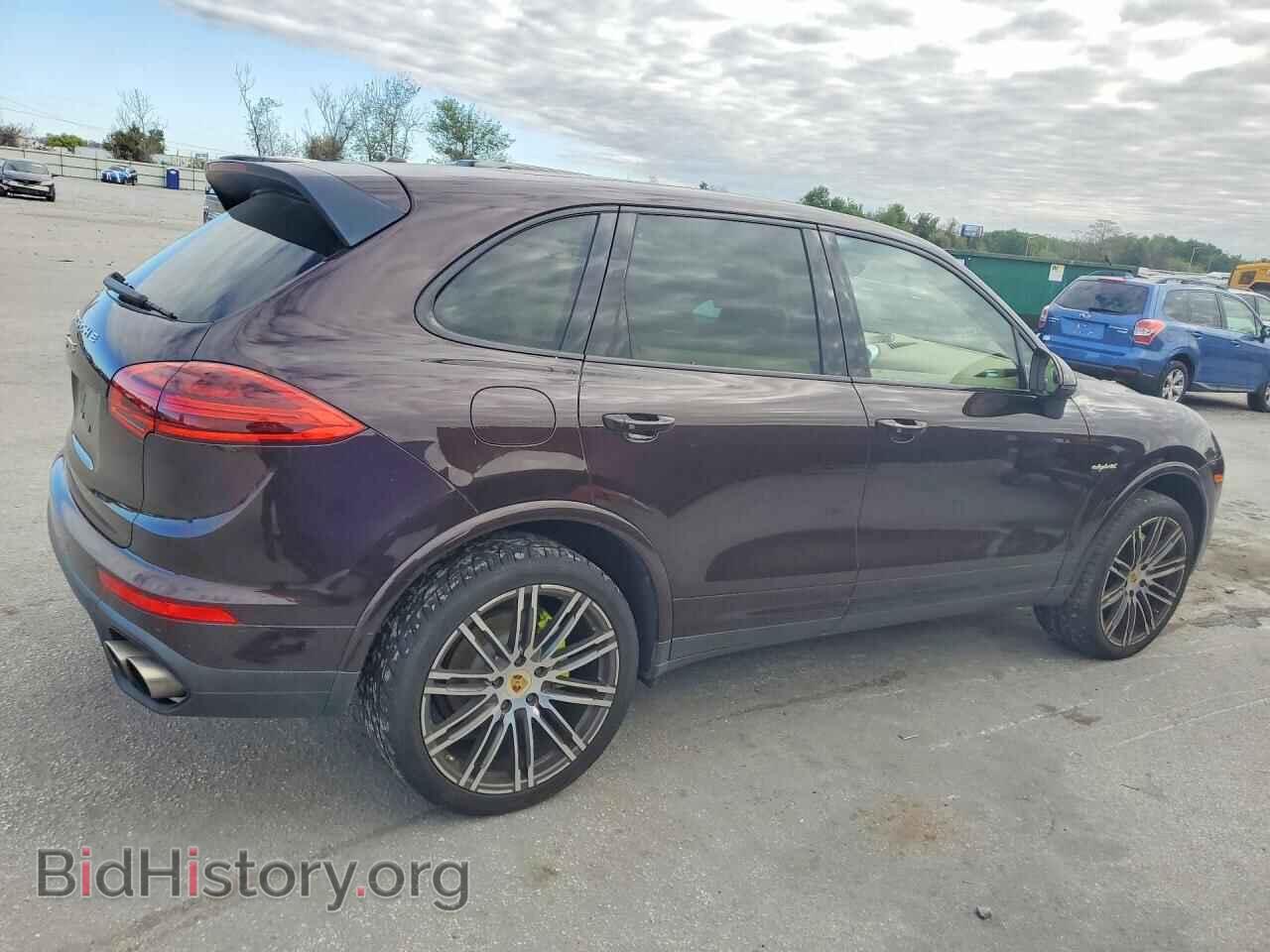 2017 PORSCHE CAYENNE - VIN: WP1AE2A29HLA70932 - Фото 3