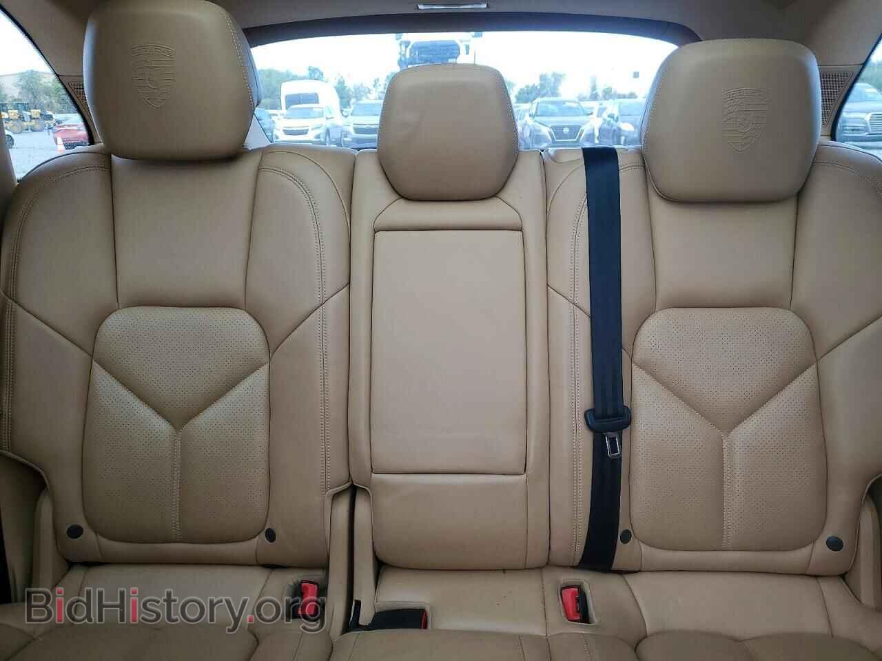 2017 PORSCHE CAYENNE - VIN: WP1AE2A29HLA70932 - Фото 10