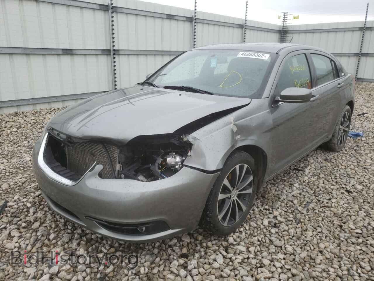 2013 CHRYSLER 200 - VIN: 1C3CCBCG4DN623627 - Photo 2