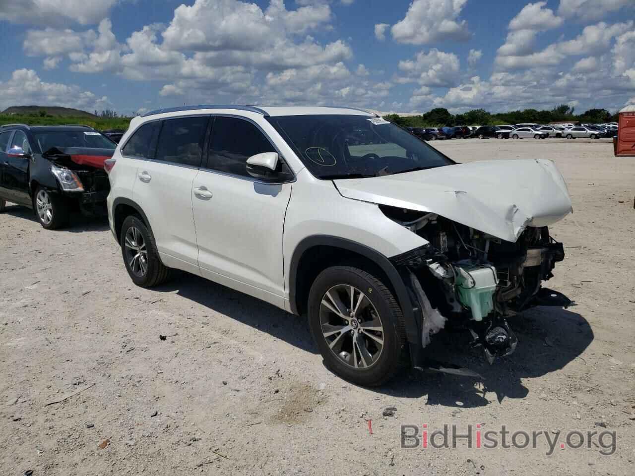 Фотография 5TDKKRFH5GS161312 - TOYOTA HIGHLANDER 2016