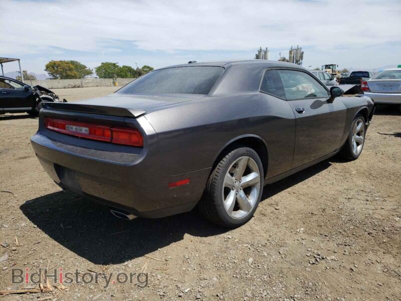 2013 Dodge CHALLENGER (VIN 2C3CDYAG5DH631098) — photo 4 of 8
