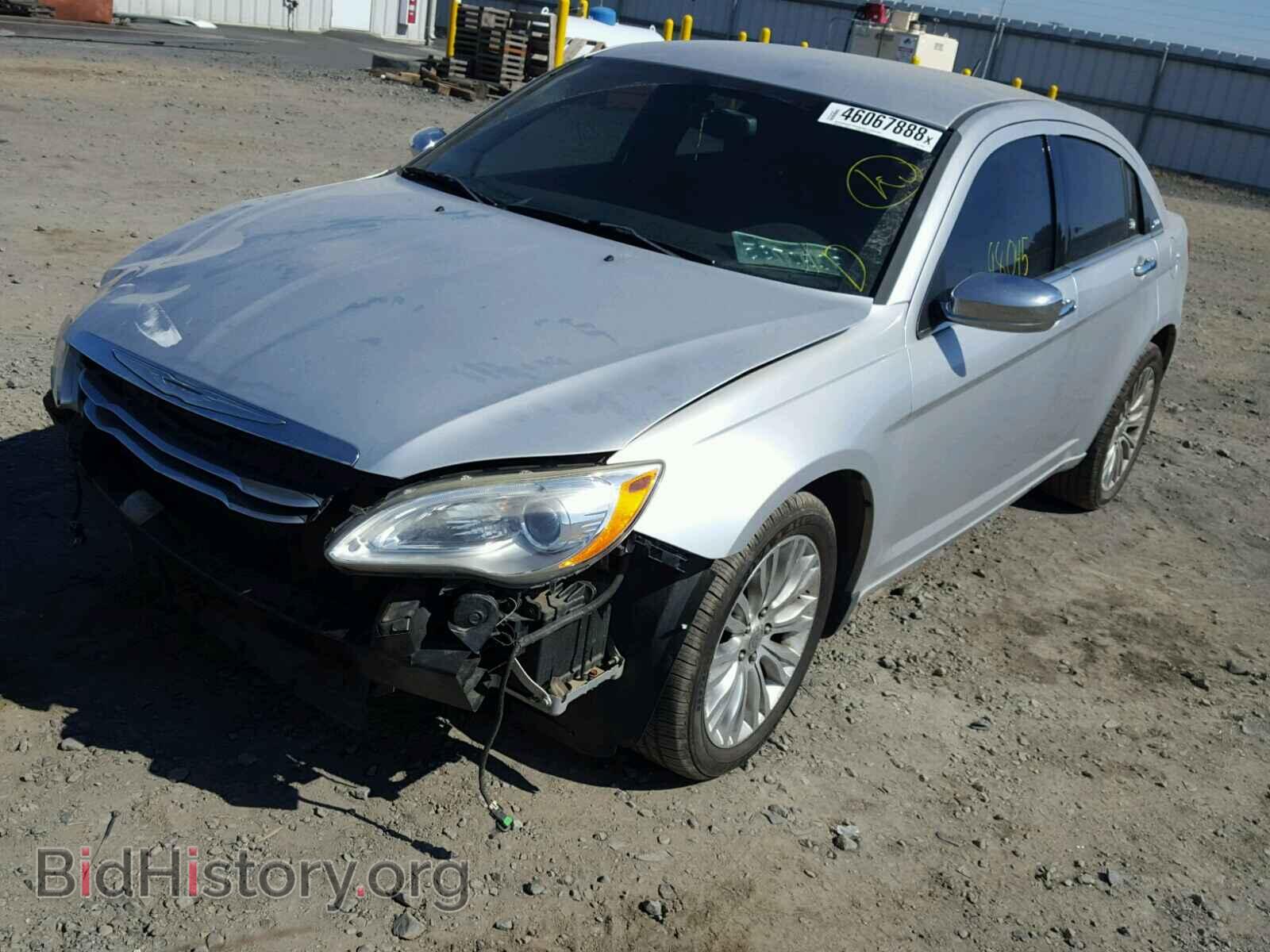 2011 CHRYSLER 200 - VIN: 1C3BC2FG2BN545451 - Фото 2