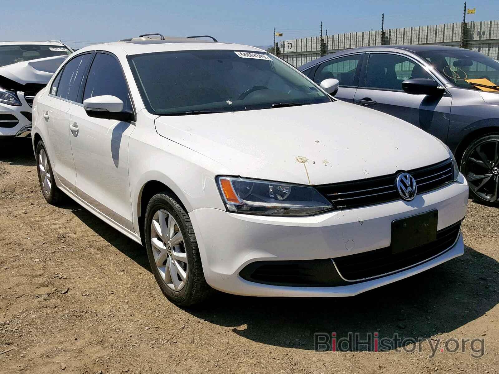 Photo 3VWB17AJ6EM387905 - VOLKSWAGEN JETTA 2014