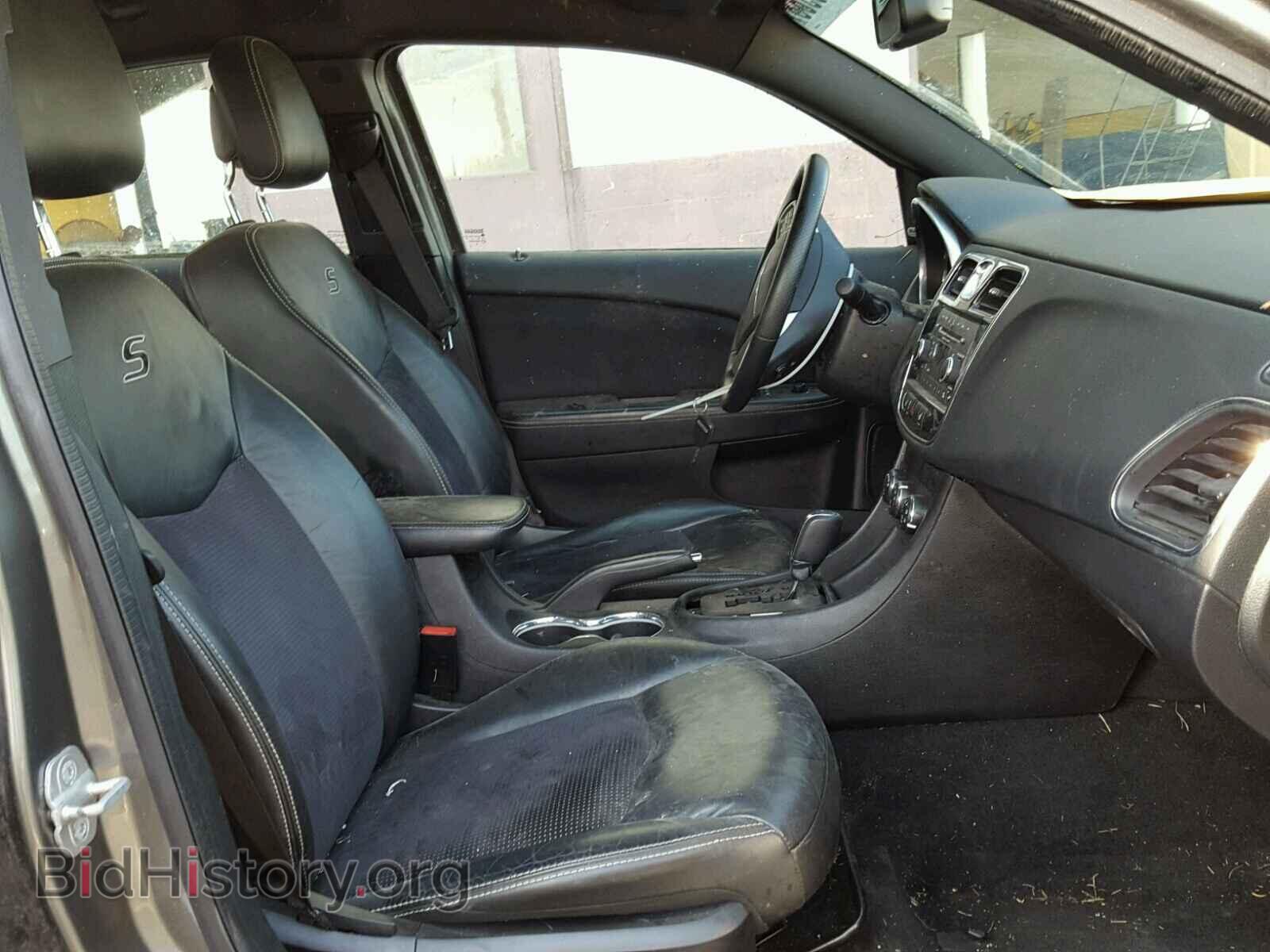 2013 CHRYSLER 200 - VIN: 1C3CCBCG6DN605498 - Фото 5